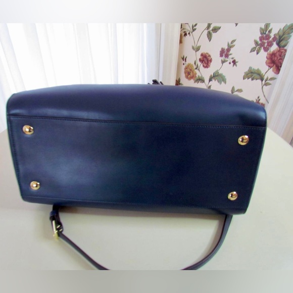 New Coach legacy Pinnacle large Haley domed satchel Navy - Picture 11 of 11